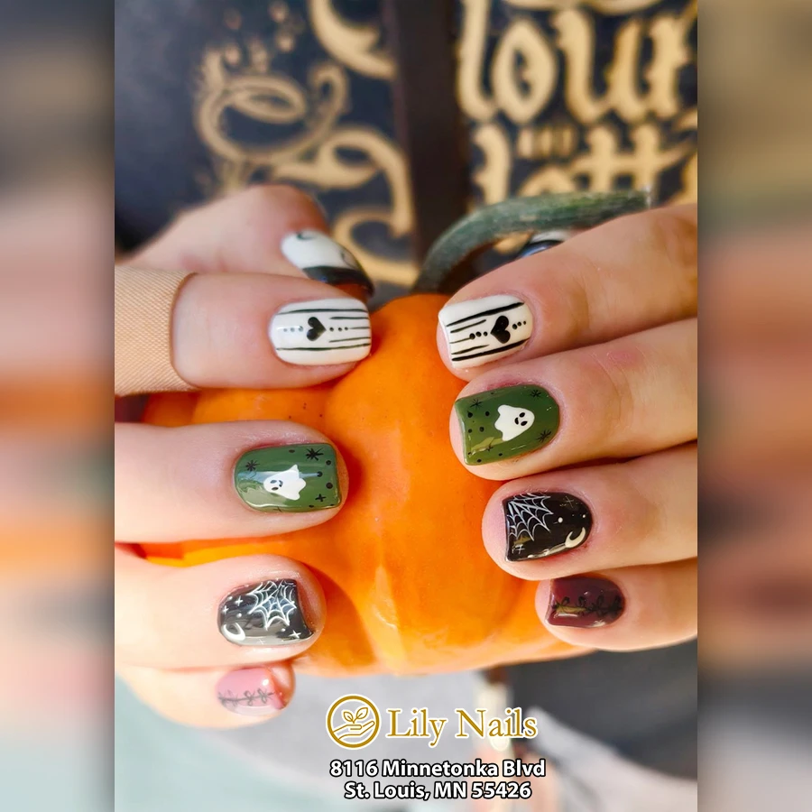 Lily Nails
